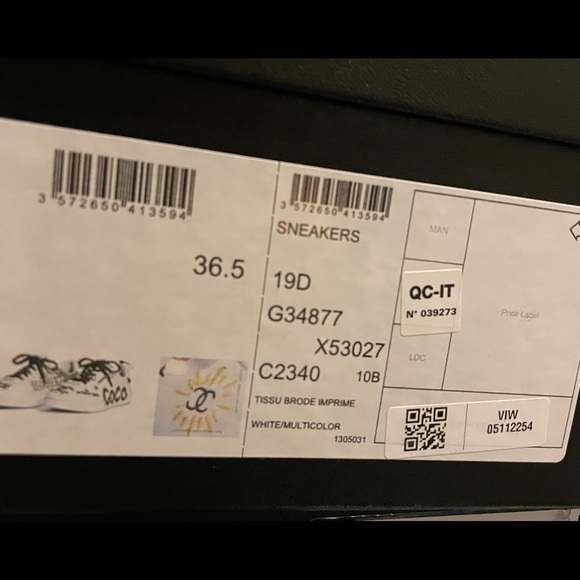 Chanel X Pharrell 19D White Graffiti CC Low Top Lace Up Flat Trainer Sneaker - Picture 5 of 5